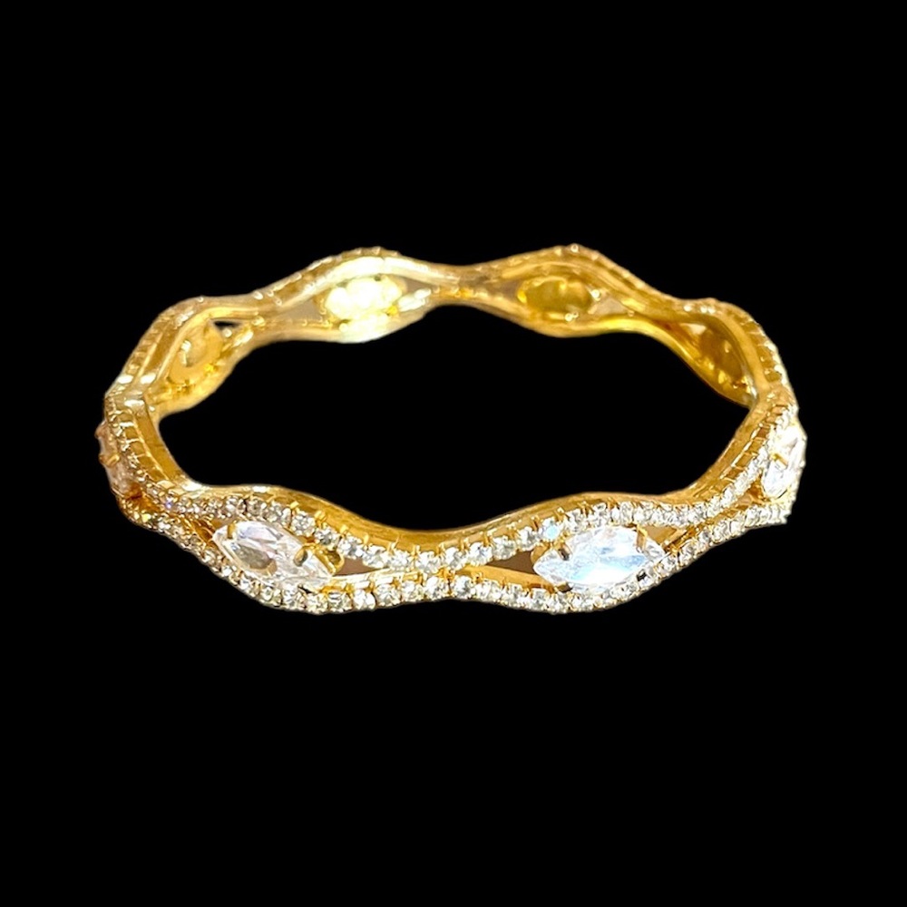 Bangle - Picture 3 of 4